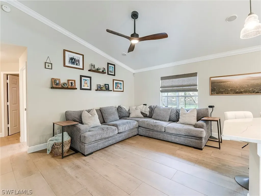 99 19th Street NW Naples FL 34120