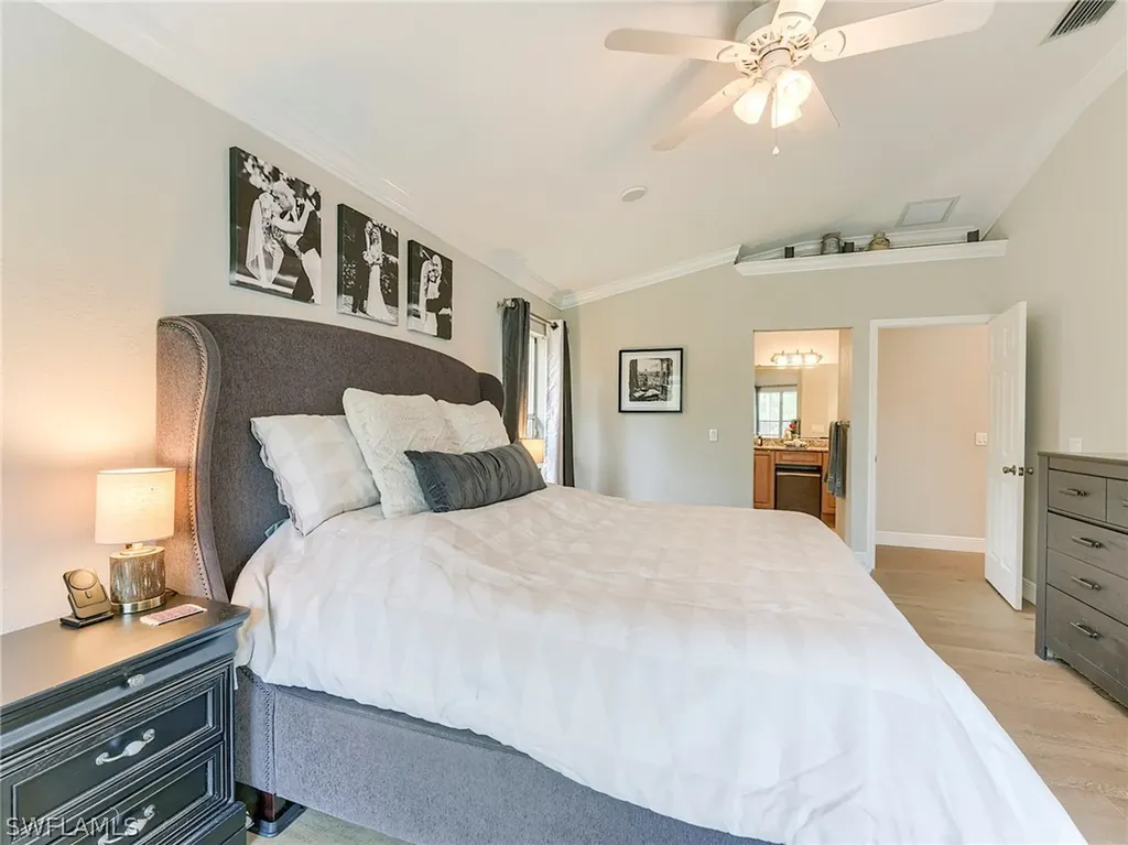 99 19th Street NW Naples FL 34120
