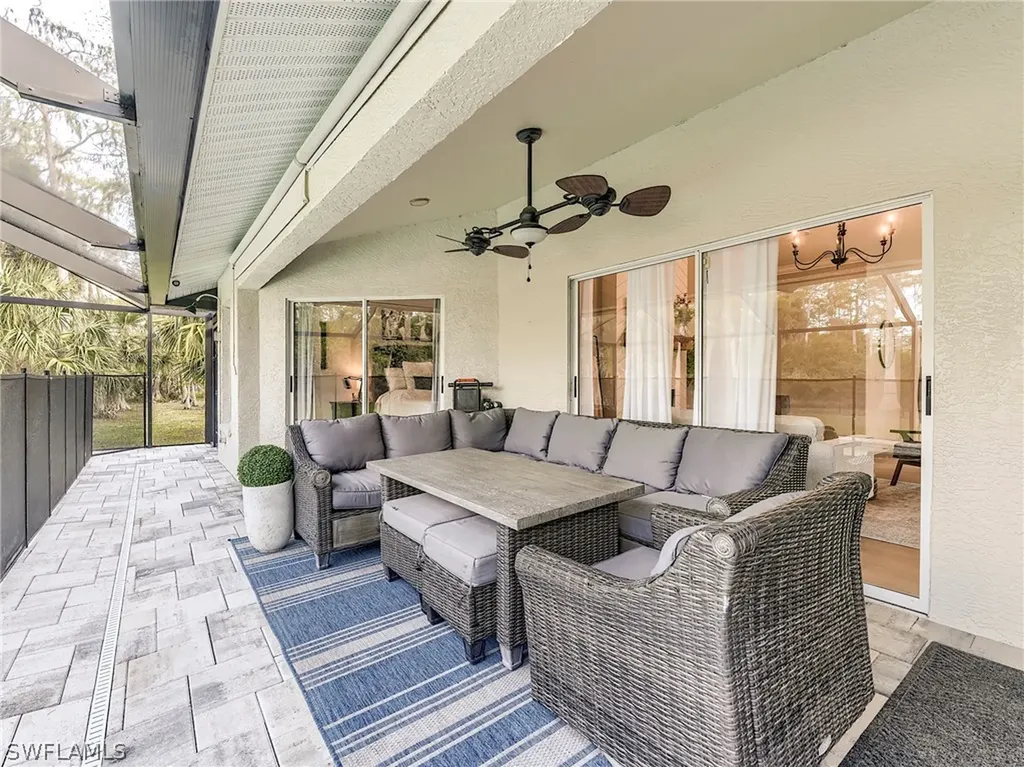 99 19th Street NW Naples FL 34120