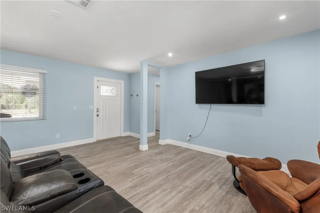 2210 20th Avenue NE Naples FL 34120