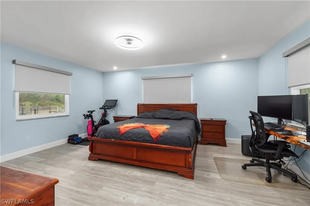 2210 20th Avenue NE Naples FL 34120