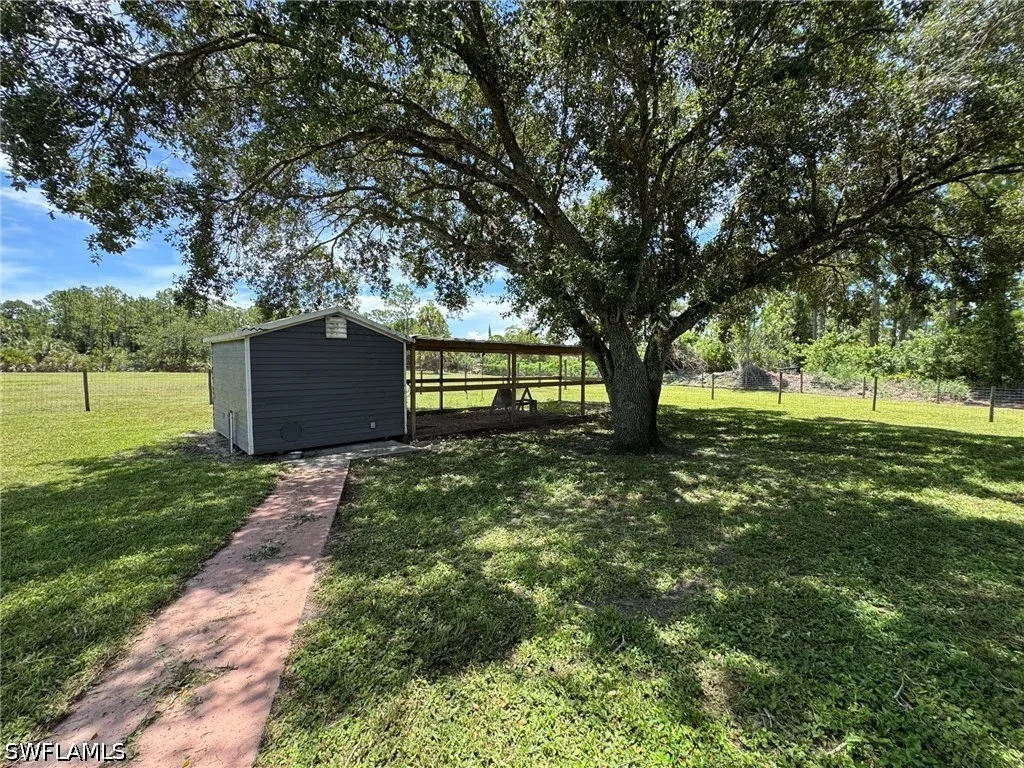 2210 20th Avenue NE Naples FL 34120