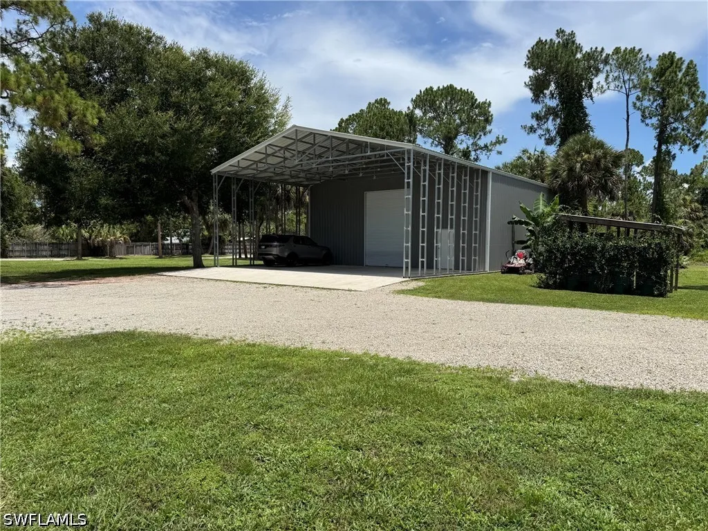 2210 20th Avenue NE Naples FL 34120