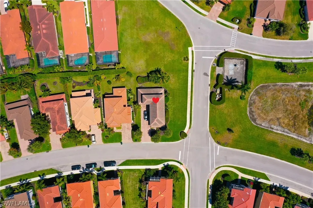 1307 Kendari Terrace Naples FL 34113