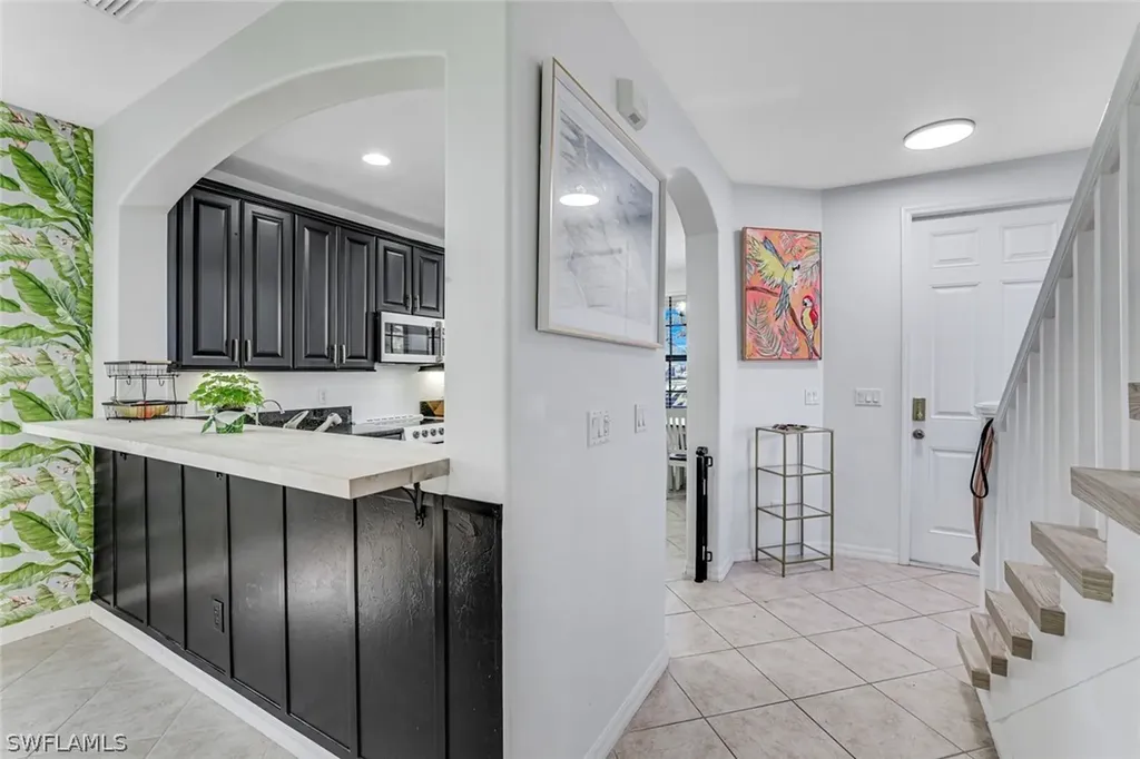 1307 Kendari Terrace Naples FL 34113