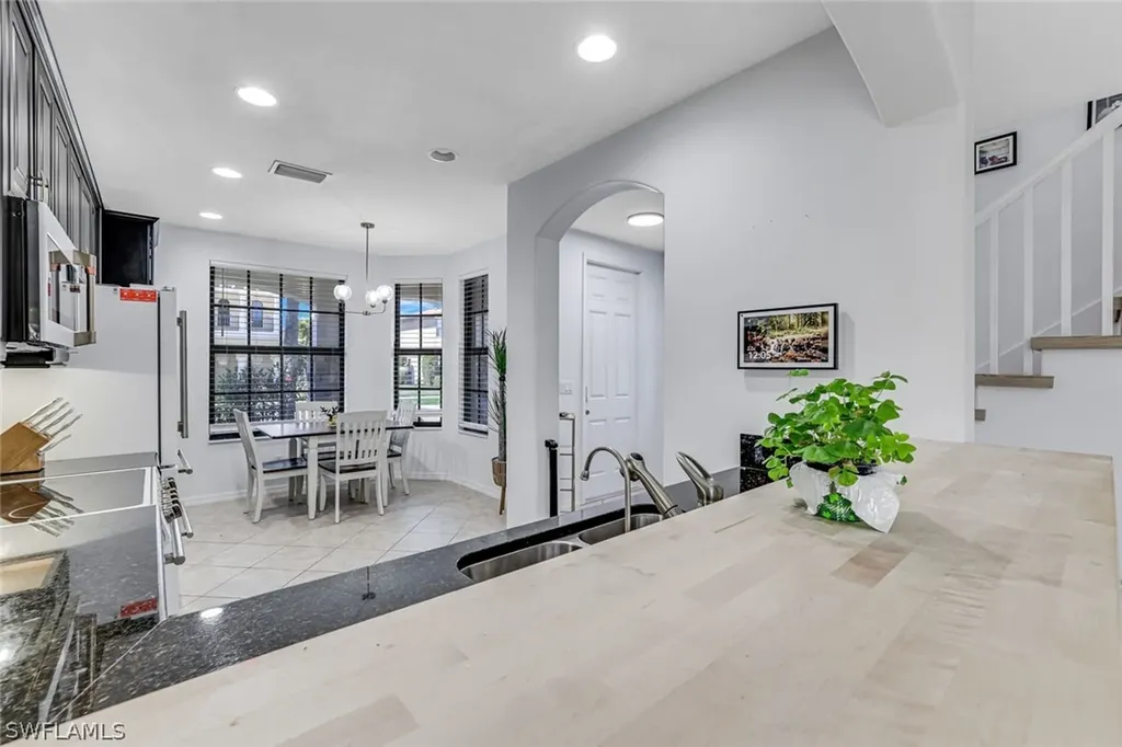 1307 Kendari Terrace Naples FL 34113