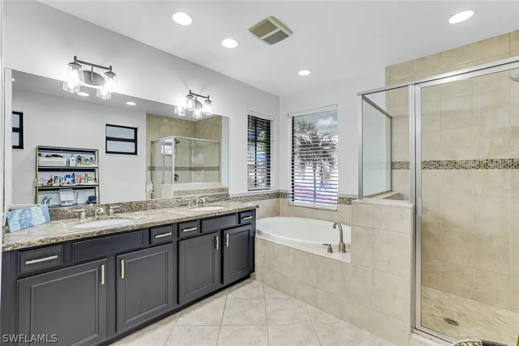 1307 Kendari Terrace Naples FL 34113