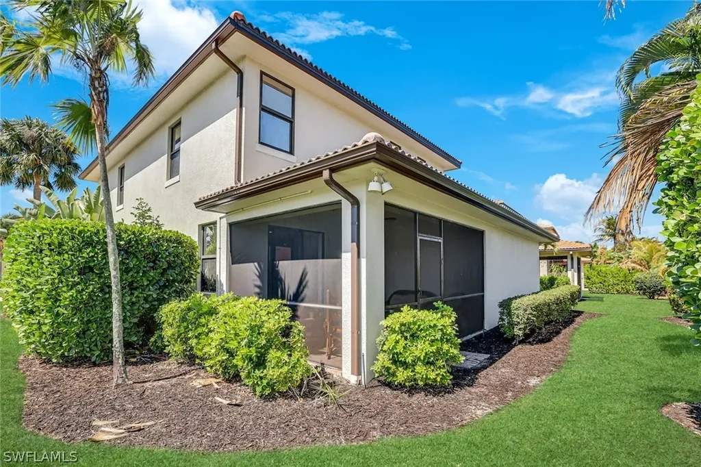 1307 Kendari Terrace Naples FL 34113