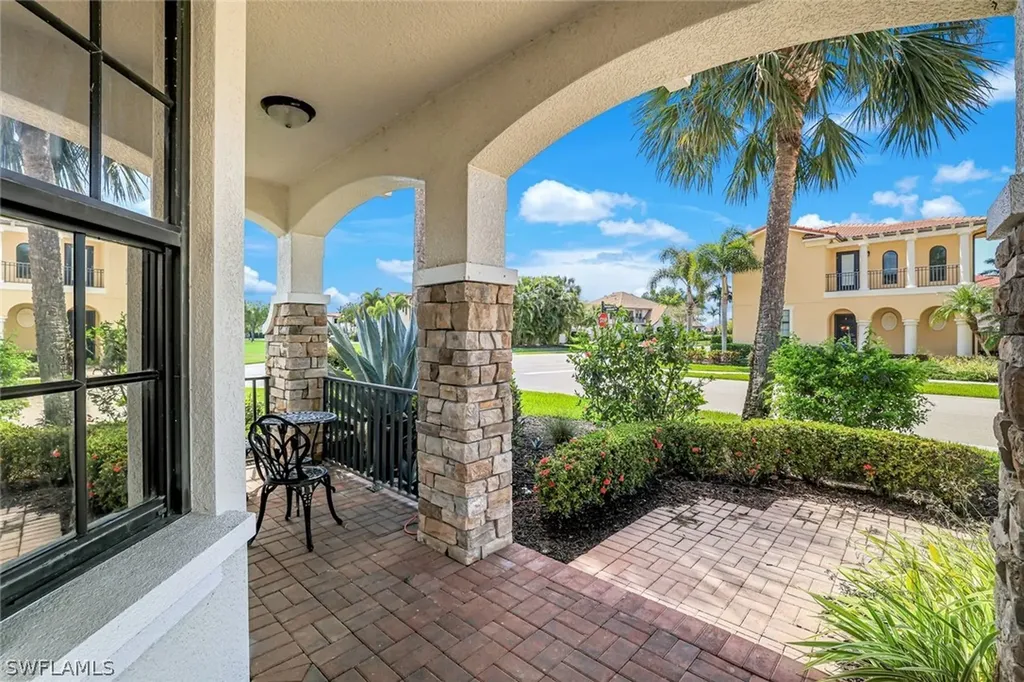 1307 Kendari Terrace Naples FL 34113