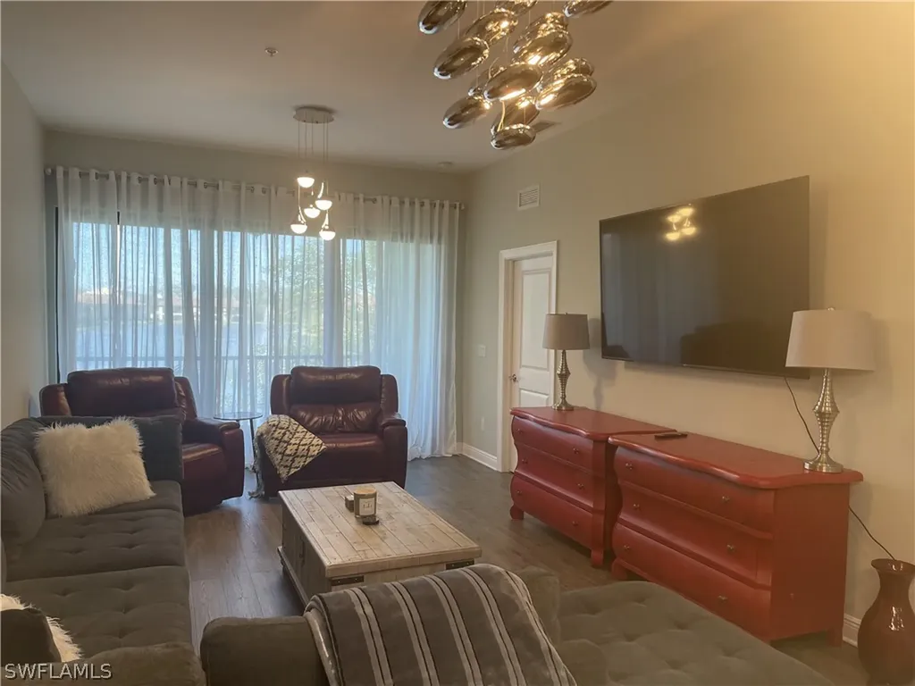 15126 Palmer Lake Circle Naples FL 34109