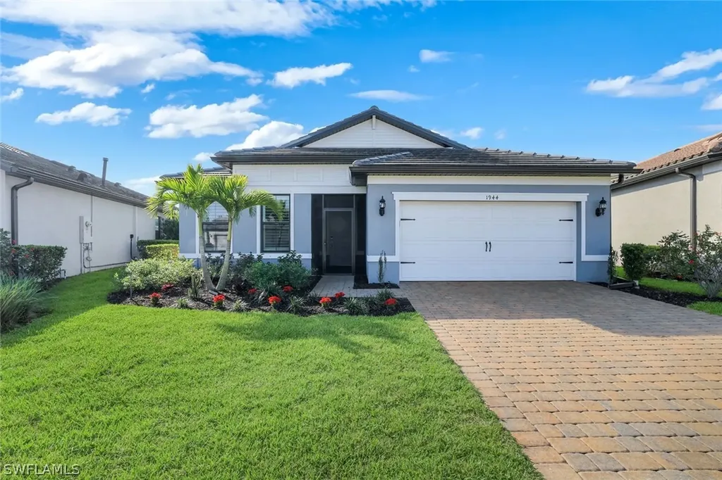 1944 Yellowfin Circle Naples FL 34114