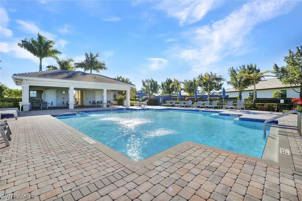 1944 Yellowfin Circle Naples FL 34114