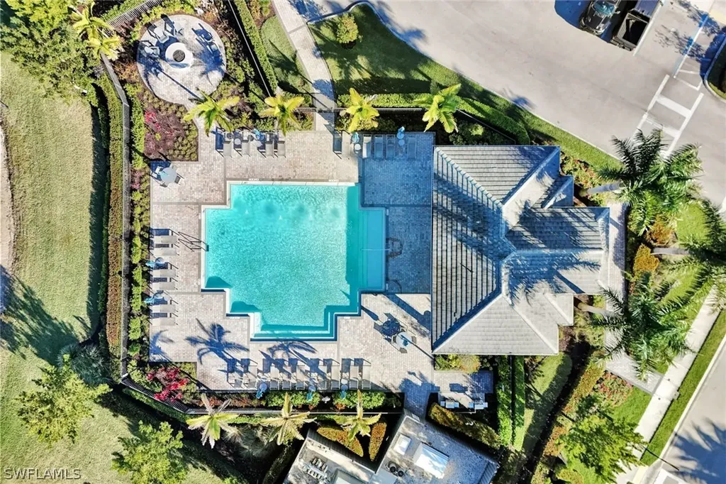1944 Yellowfin Circle Naples FL 34114