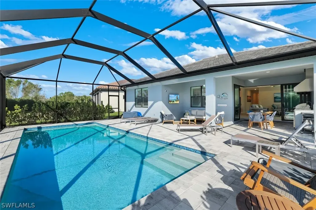 1944 Yellowfin Circle Naples FL 34114