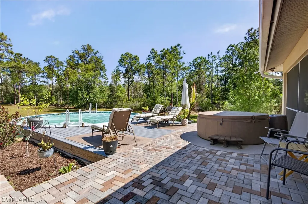 3545 72nd Avenue NE Naples FL 34120