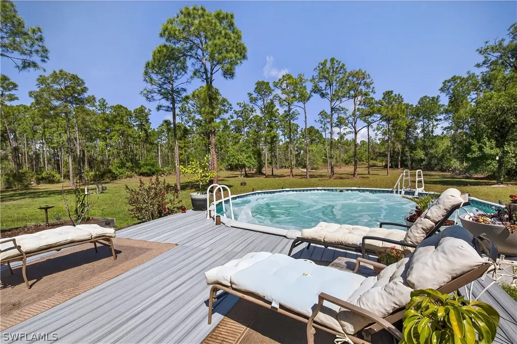 3545 72nd Avenue NE Naples FL 34120