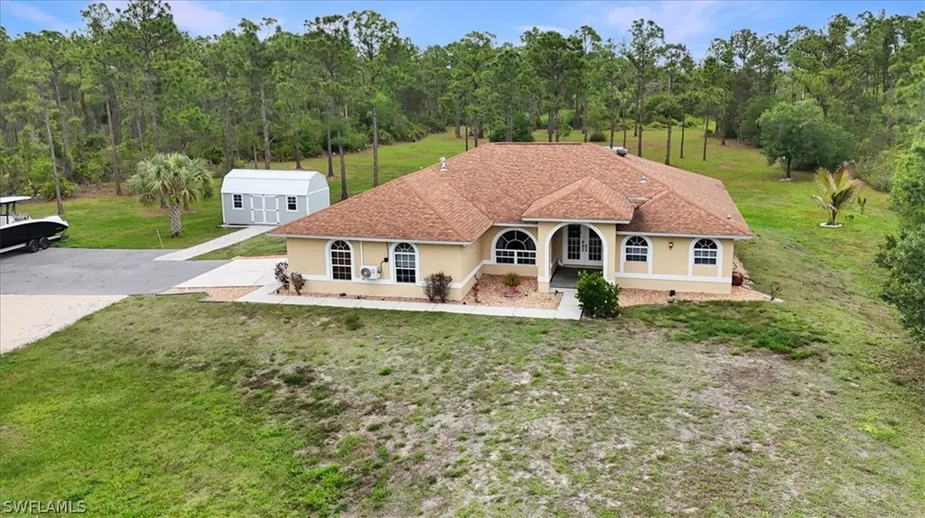 3545 72nd Avenue NE Naples FL 34120