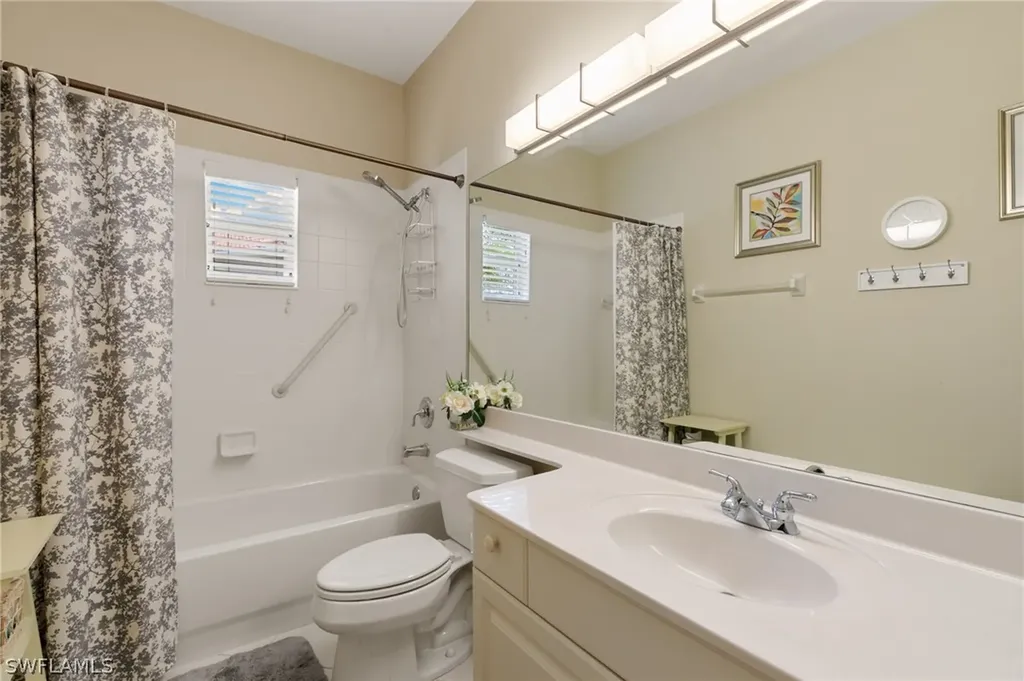 8140 Chancel Court Naples FL 34104