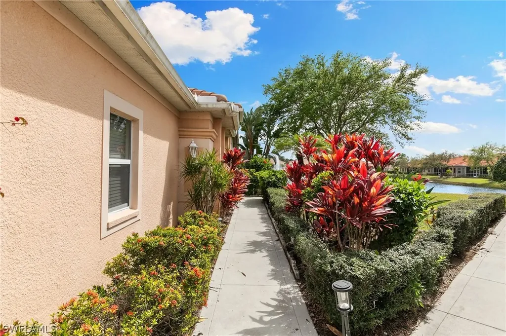 8140 Chancel Court Naples FL 34104