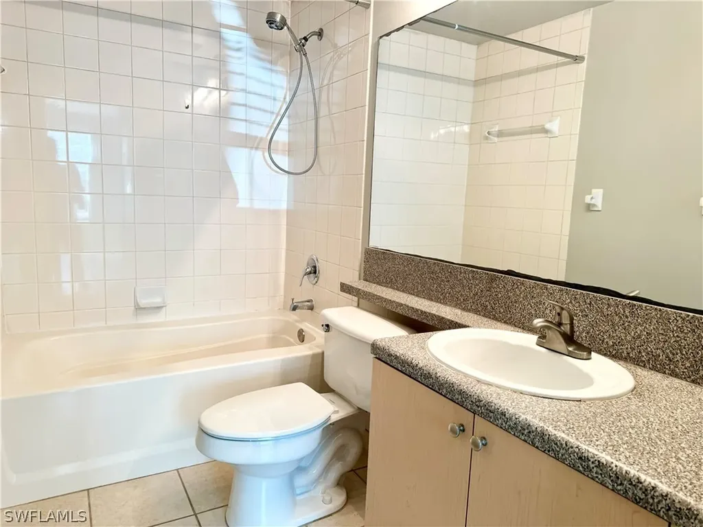 1200 Reserve Way Naples FL 34105