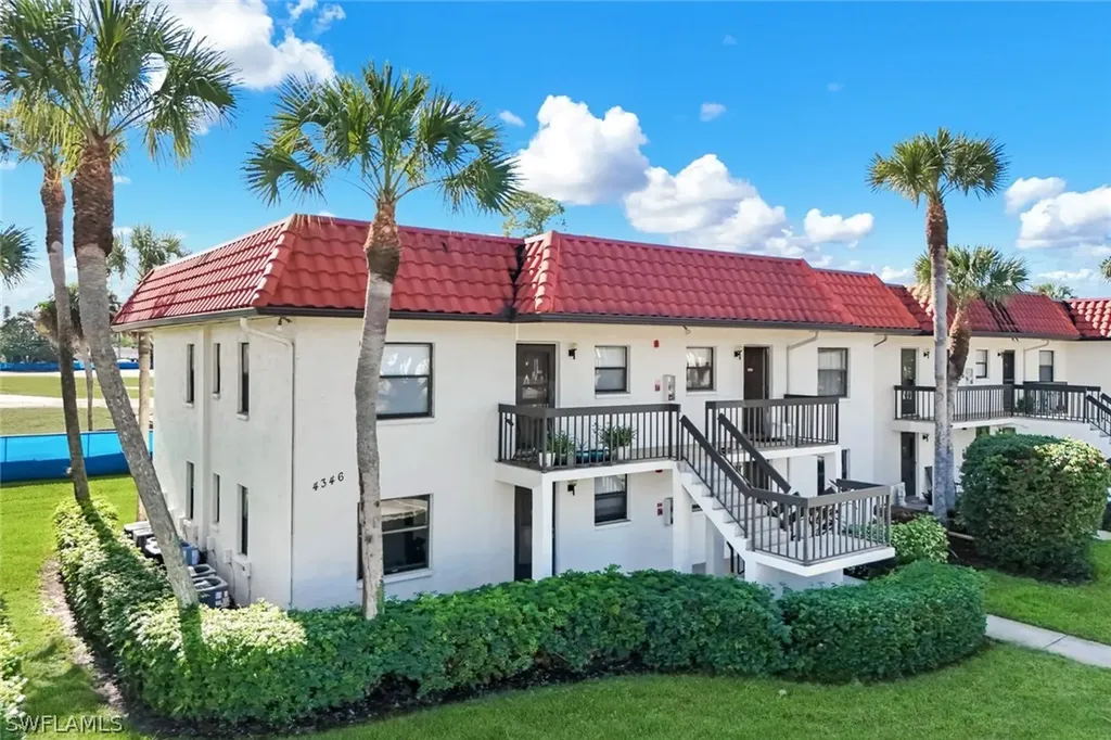 4346 27th Court SW Naples FL 34116