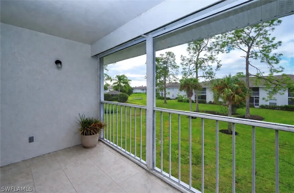 1476 Churchill Circle Naples FL 34116