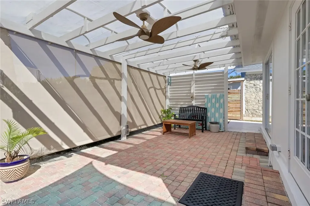 1293 Rainbow Court Naples FL 34110