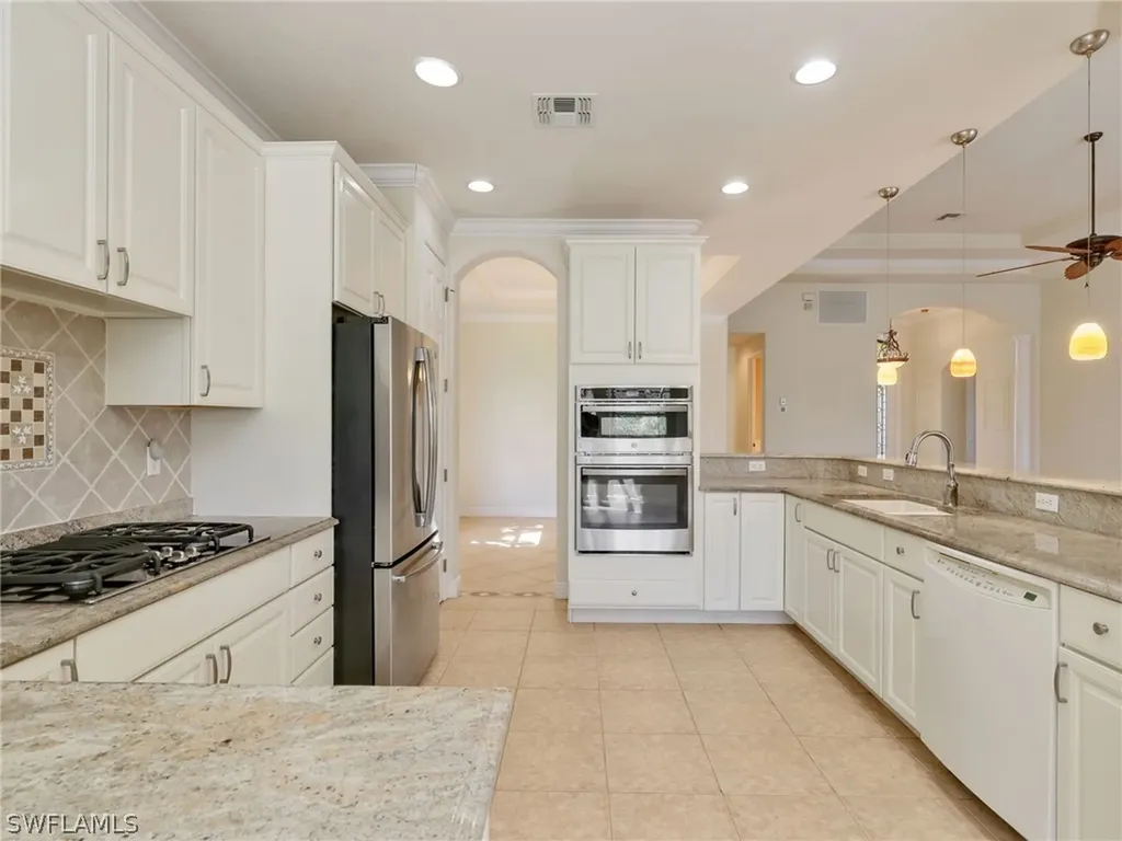 19929 Casa Verde Way Estero FL 33967