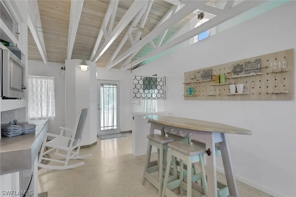 1278 Rainbow Court Naples FL 34110