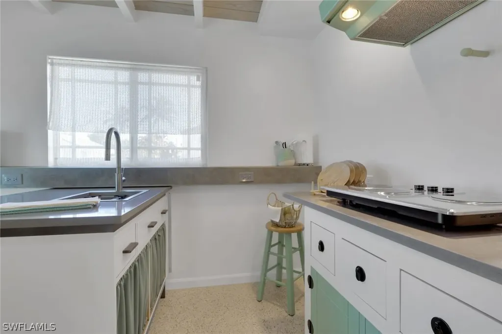 1278 Rainbow Court Naples FL 34110
