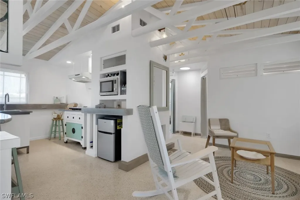 1278 Rainbow Court Naples FL 34110