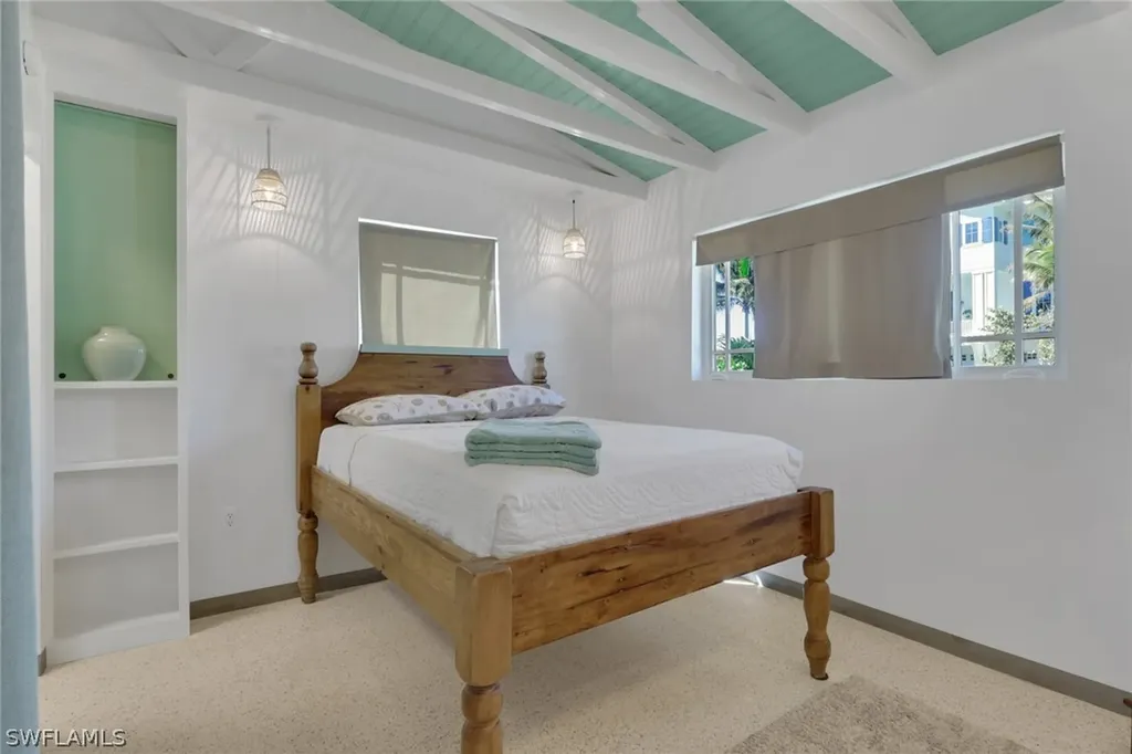 1278 Rainbow Court Naples FL 34110
