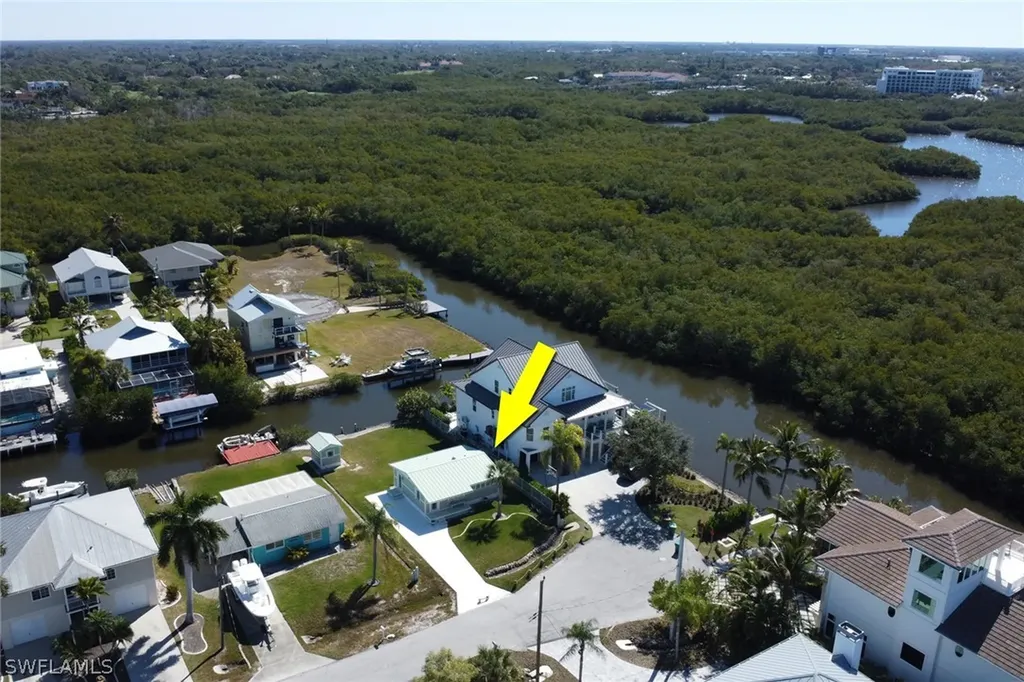 1278 Rainbow Court Naples FL 34110