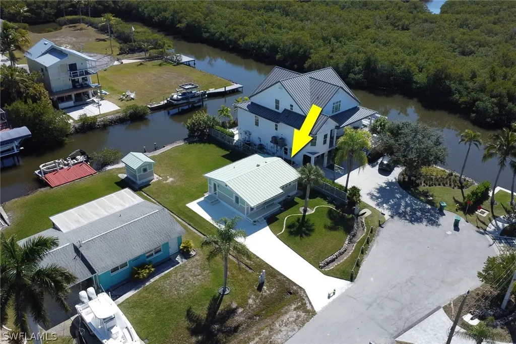 1278 Rainbow Court Naples FL 34110