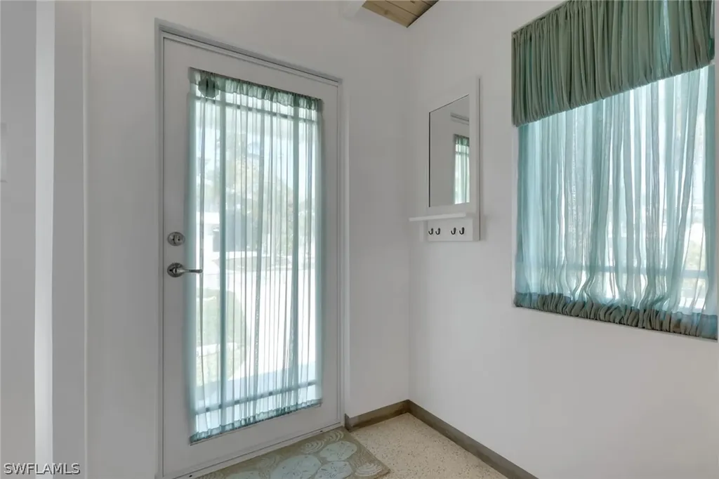 1278 Rainbow Court Naples FL 34110