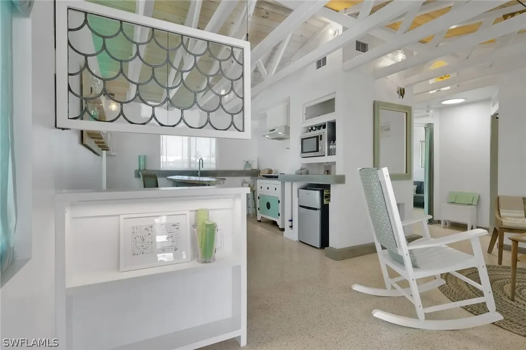 1278 Rainbow Court Naples FL 34110
