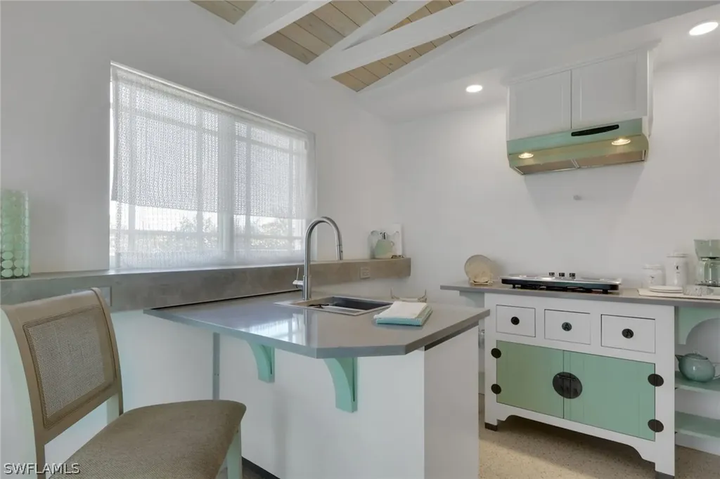1278 Rainbow Court Naples FL 34110
