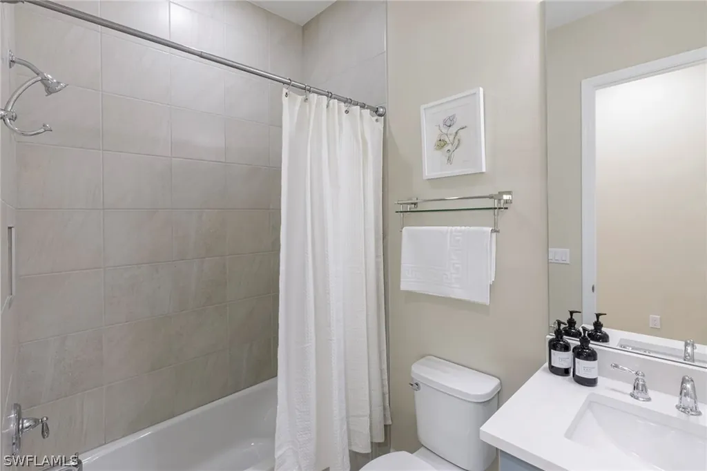 7184 Cayo Coco Lane Naples FL 34113
