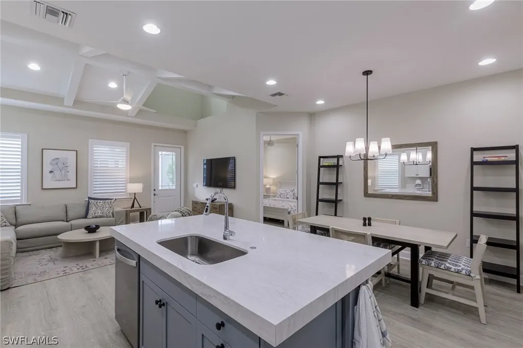 7184 Cayo Coco Lane Naples FL 34113