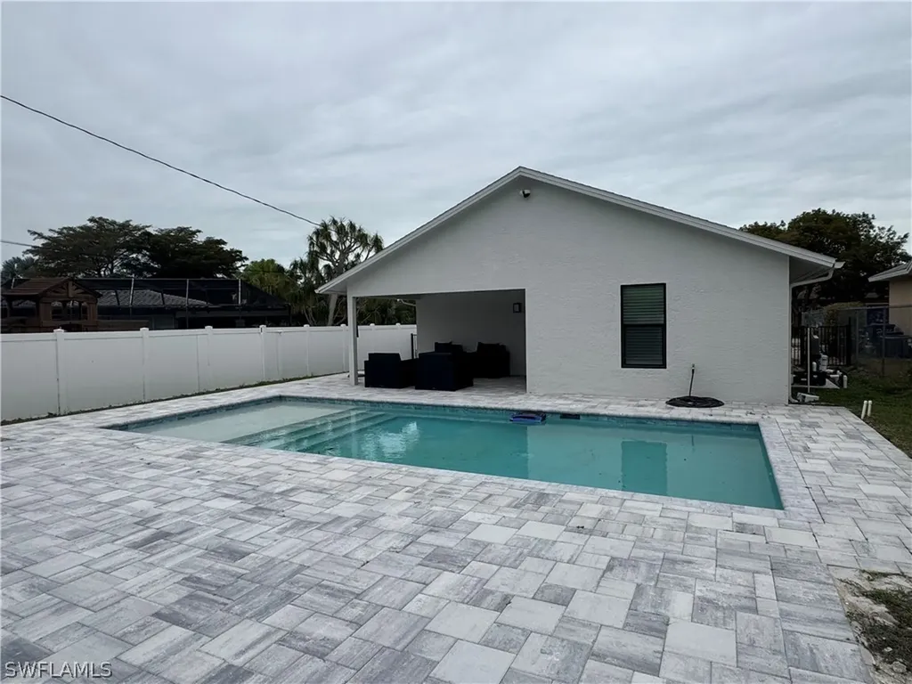 27431 Dortch Avenue Bonita Springs FL 34135