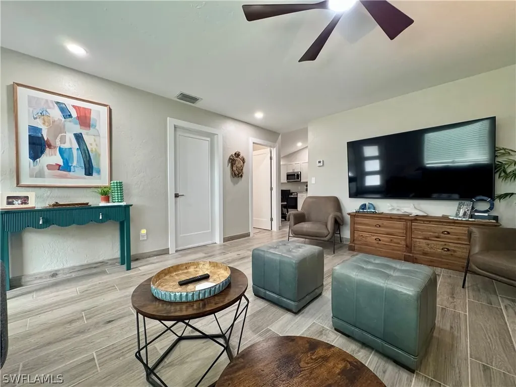 27431 Dortch Avenue Bonita Springs FL 34135