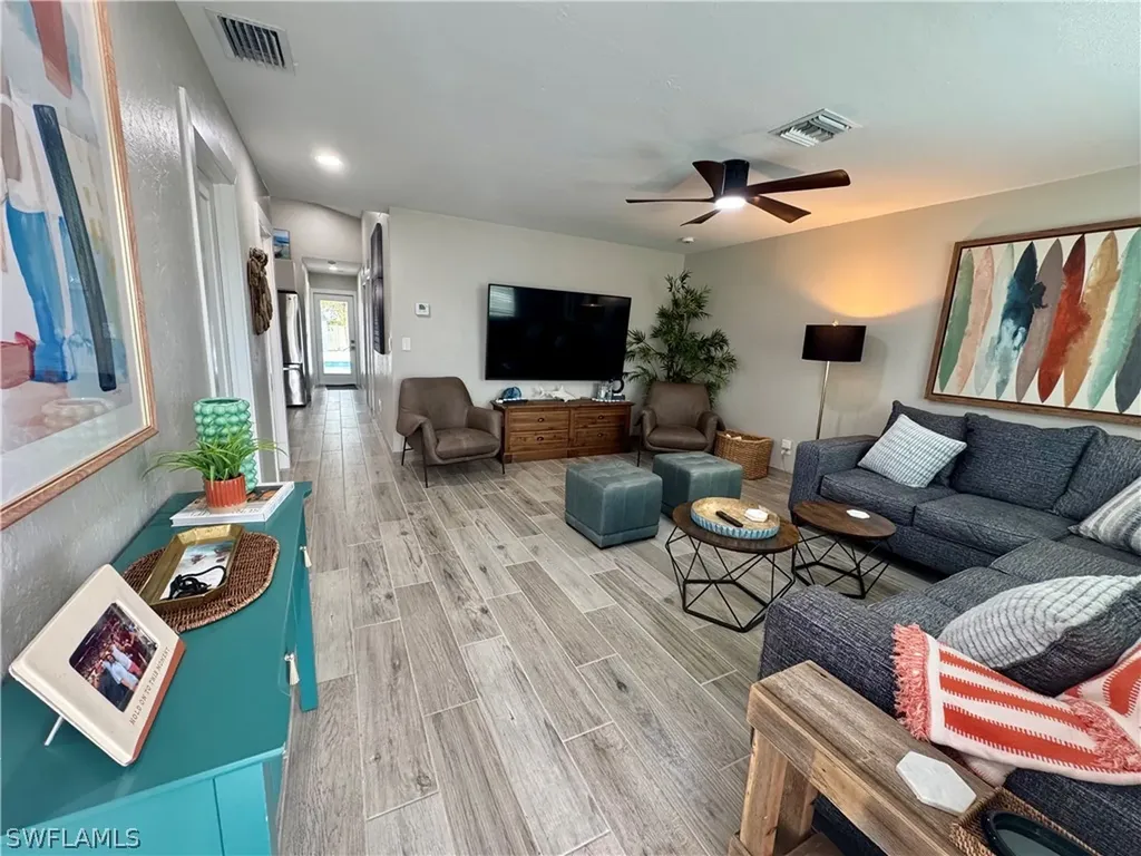 27431 Dortch Avenue Bonita Springs FL 34135