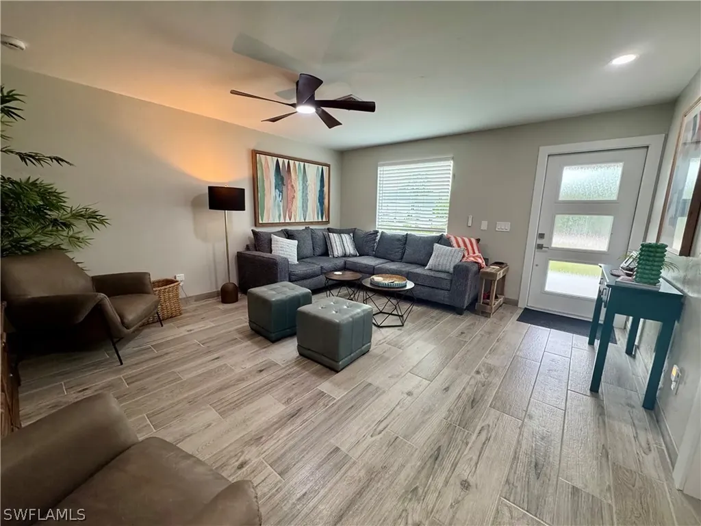 27431 Dortch Avenue Bonita Springs FL 34135