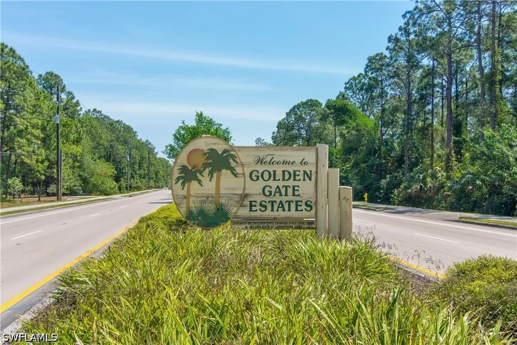 20TH Avenue NE Naples FL 34120