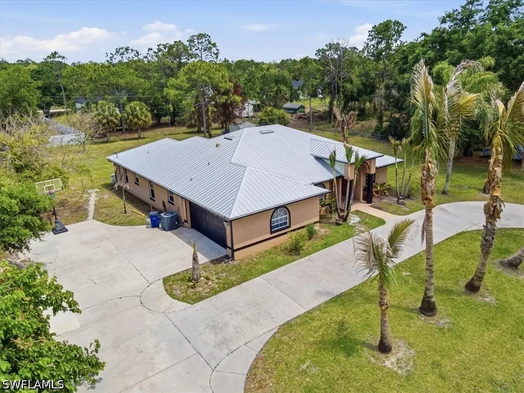 1420 Columbus Avenue Lehigh Acres FL 33972