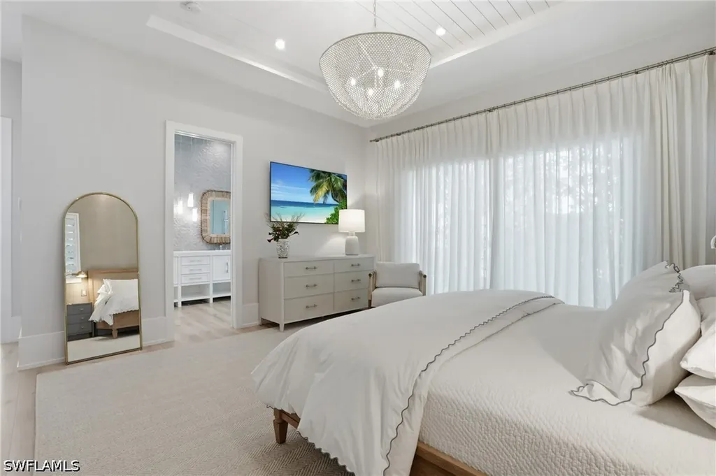 685 2nd Street S Naples FL 34102