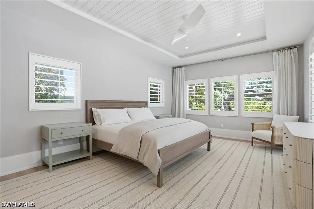 685 2nd Street S Naples FL 34102