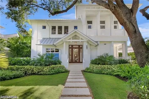 685 2ND Street S Naples FL 34102