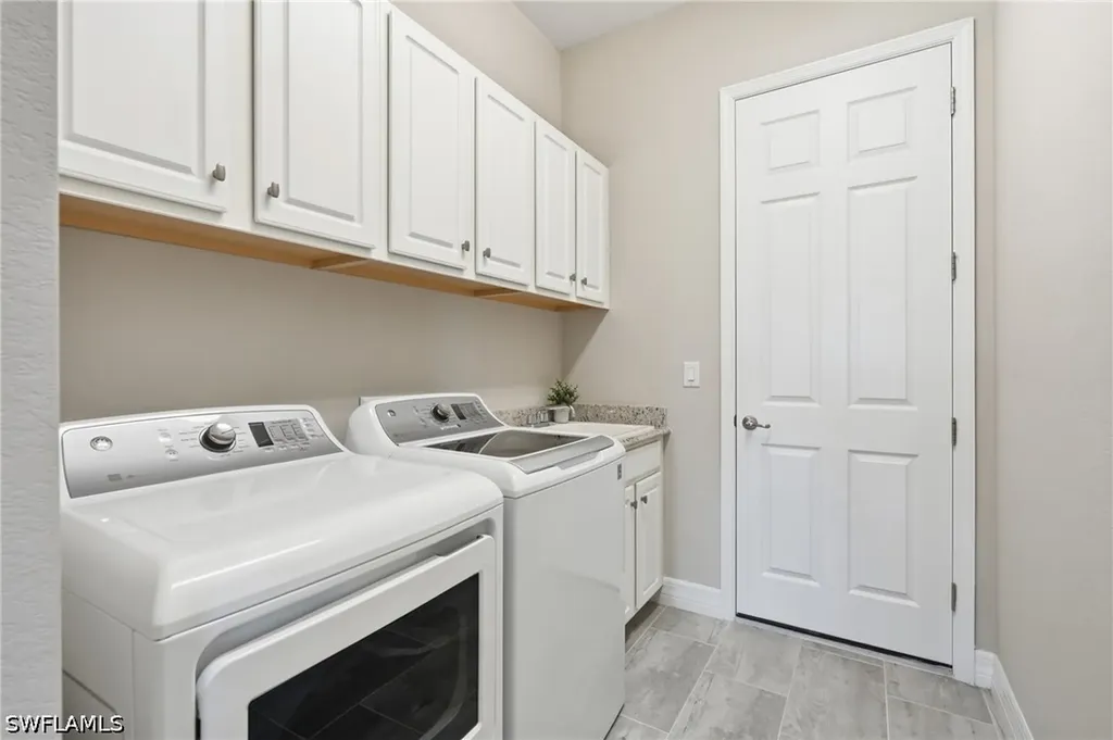 19079 Elston Way Estero FL 33928