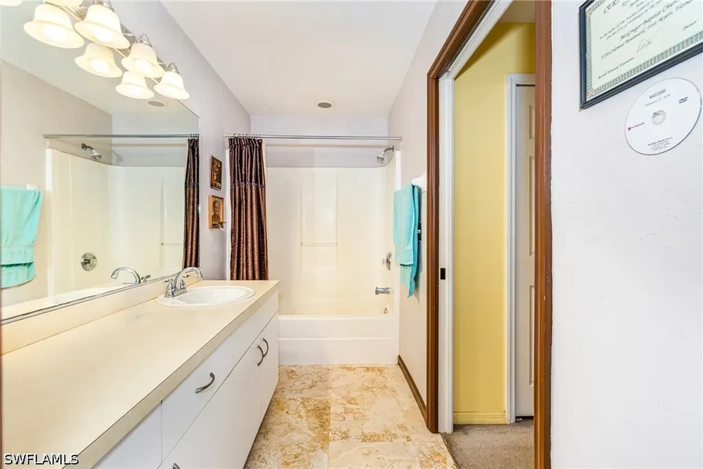 8164 Harrisburg Drive Fort Myers FL 33967